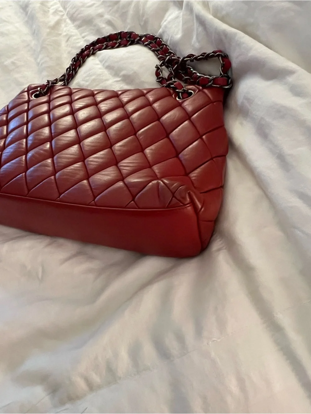 CHANEL Red flap bag